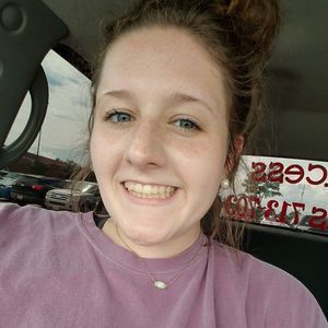 Meet your Posher, Elizabeth